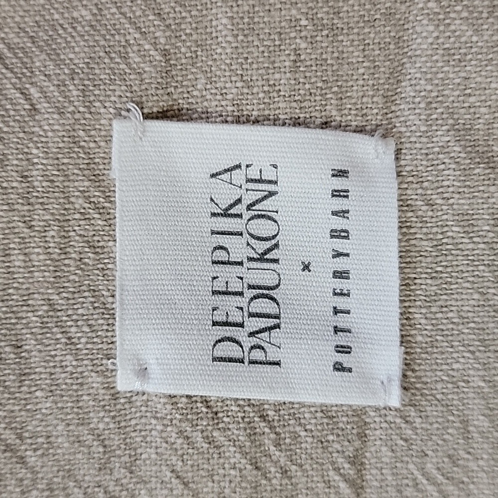 Deepika Padukone Pottery Barn Chambray 18x18" Accent Pillow Cover Cream And Tan - Picture 3 of 12
